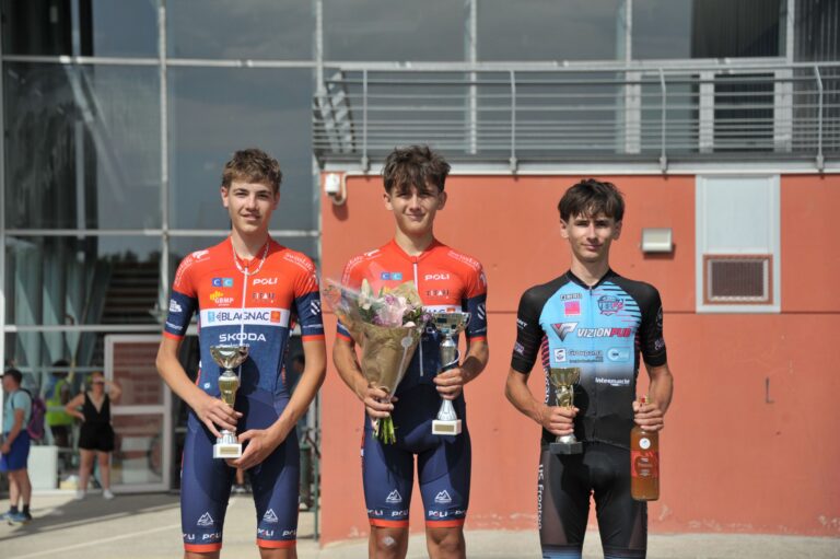 Encore une belle course cycliste pour la fête locale